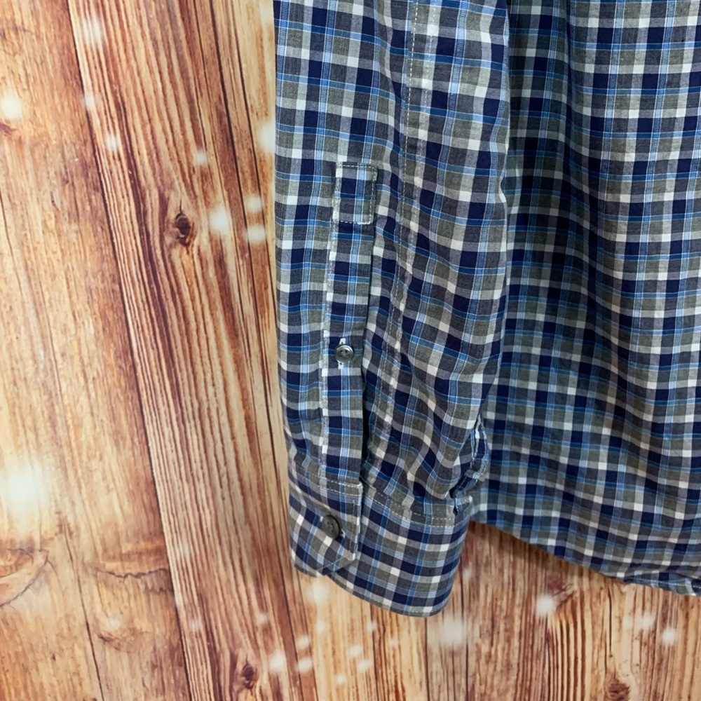 Apt 9 Button Down Shirt Size Medium Like New - image 5